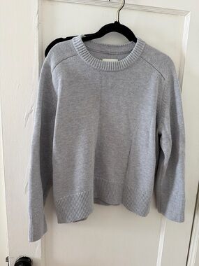 Abercrombie & Fitch Heather Gray Crewneck Sweater
